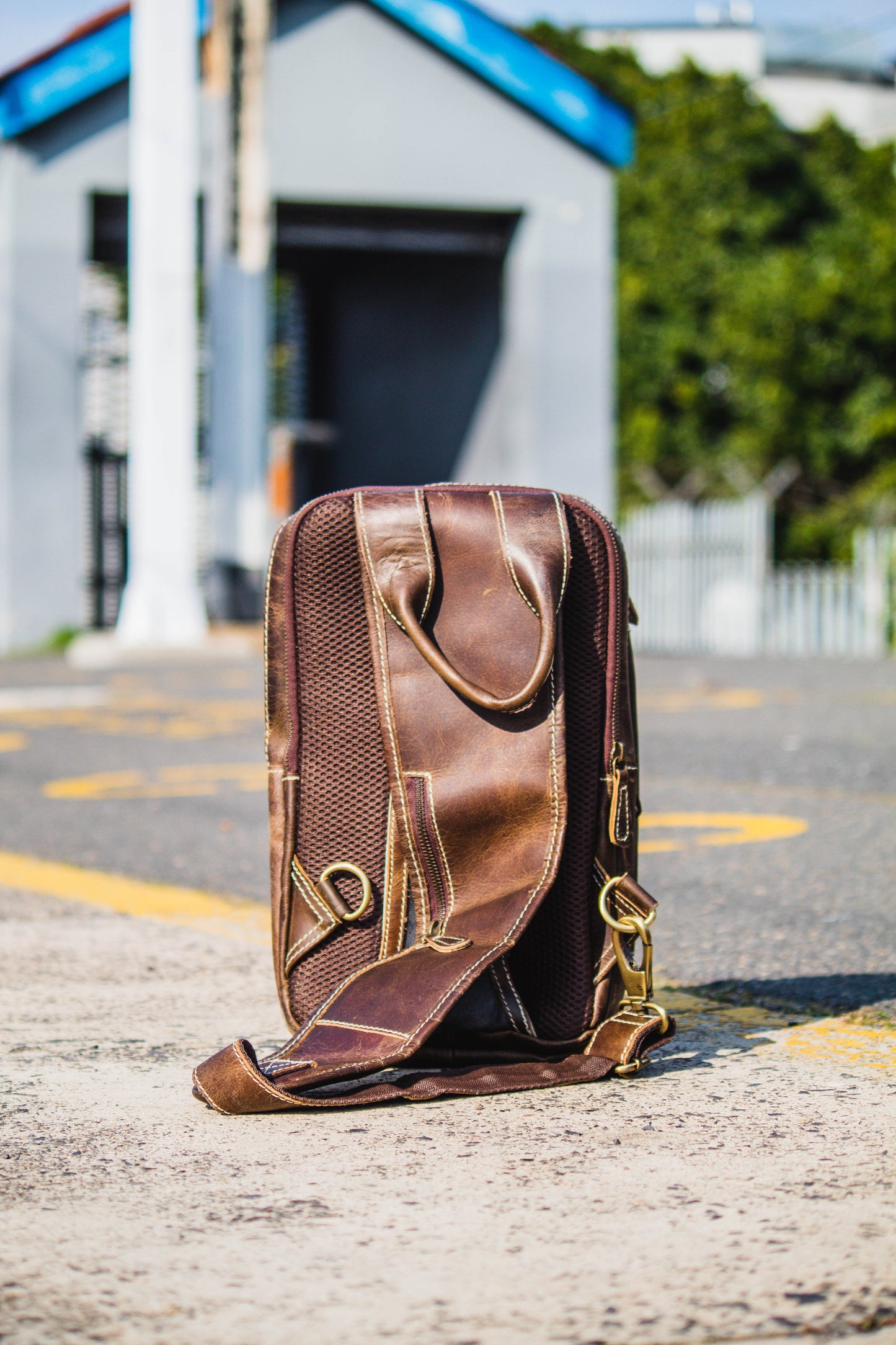 Katwe Crossbody: Your Everyday Adventure