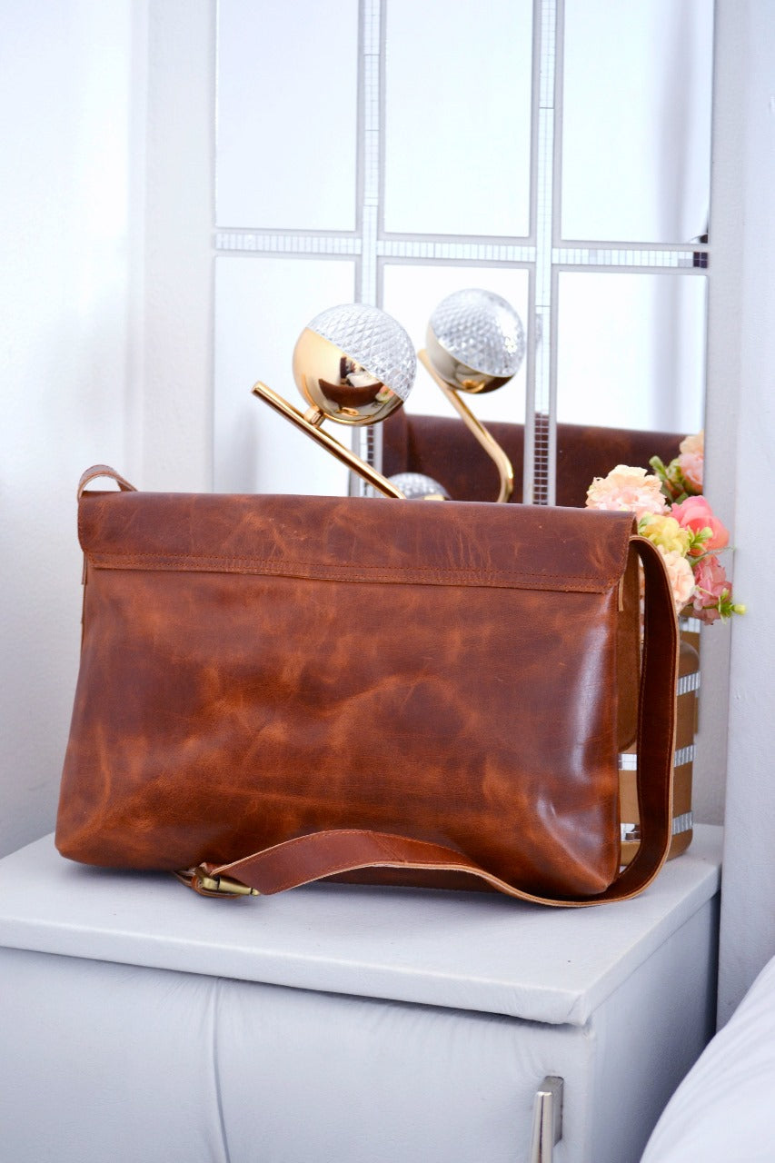 Audrey Flap Bag: Effortless Elegance
