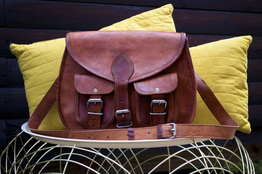Thato Saddle Bag: Compact Elegance