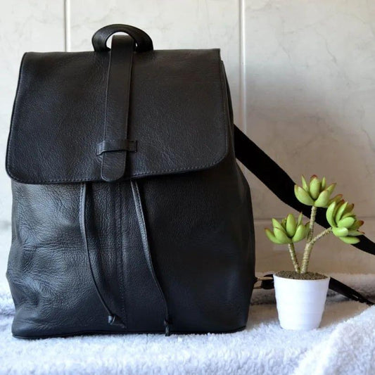 Serowe Backpack: Smart & Spacious