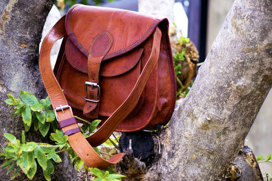 Lorato Saddle Bag: Style with Ease